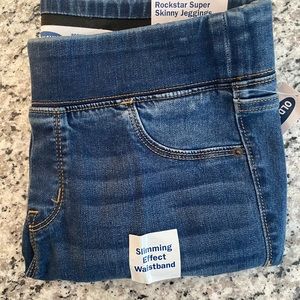 New Old Navy rockstar super skinny jeggings